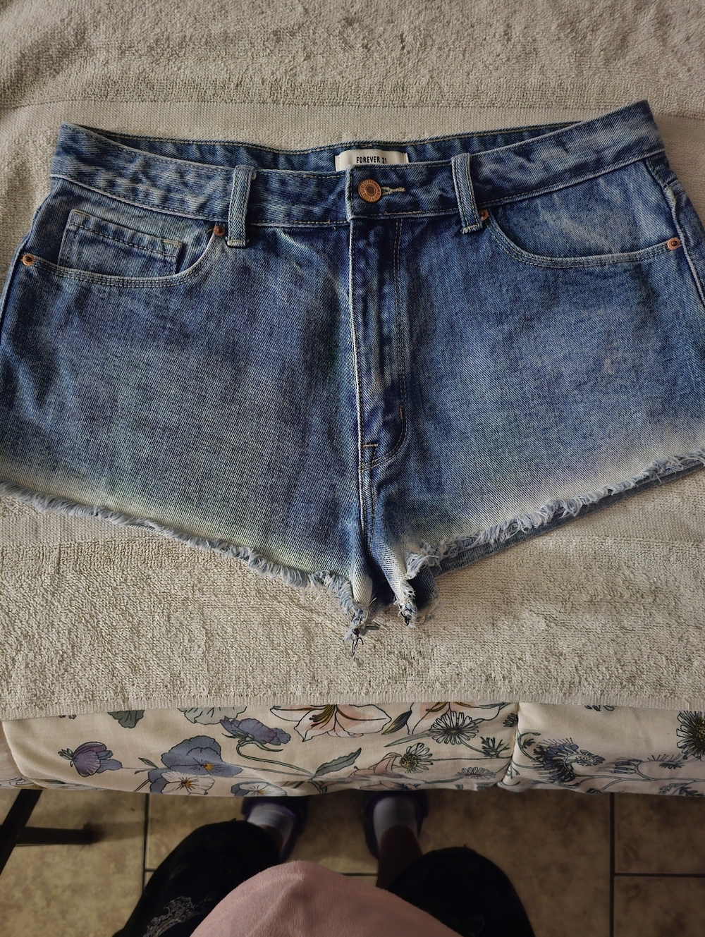 Forever 21 Faded Blue Denim Frayed Hem Shorts